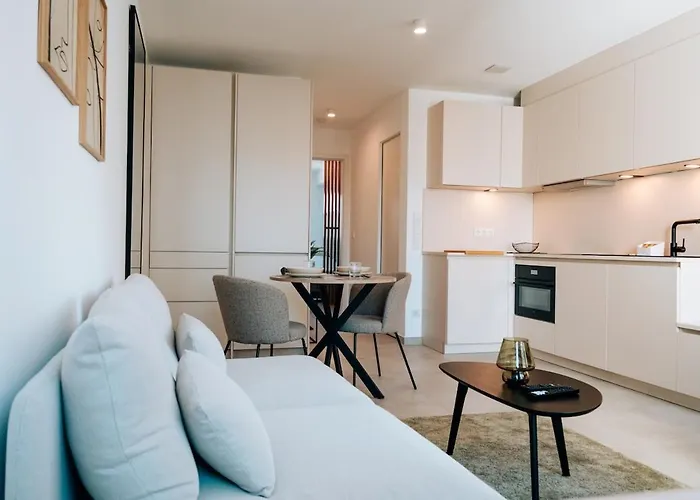 New Modern Apt Near City And Gare Lux